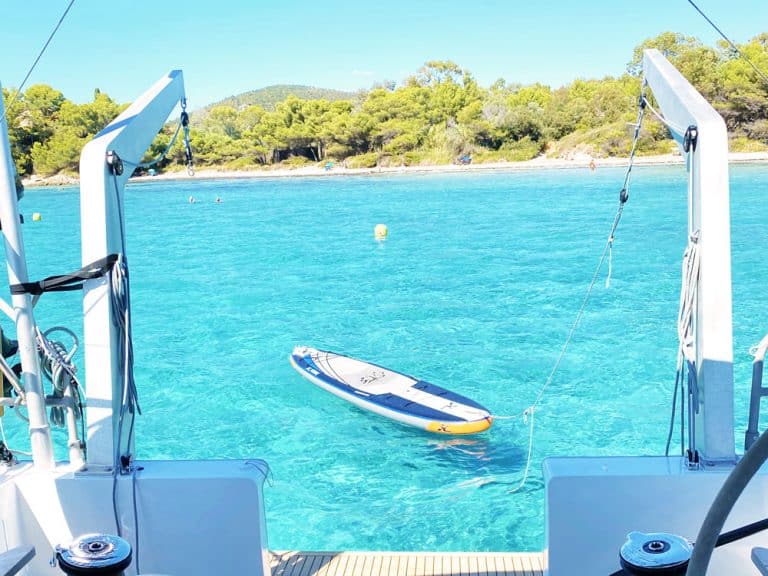 Une eau bleu lagon pour les baignades en Méditerranée